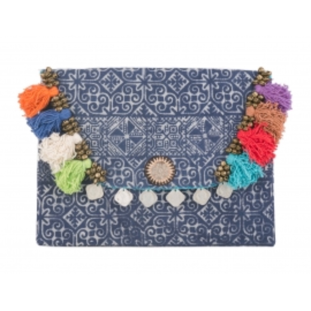 Tassel clutch